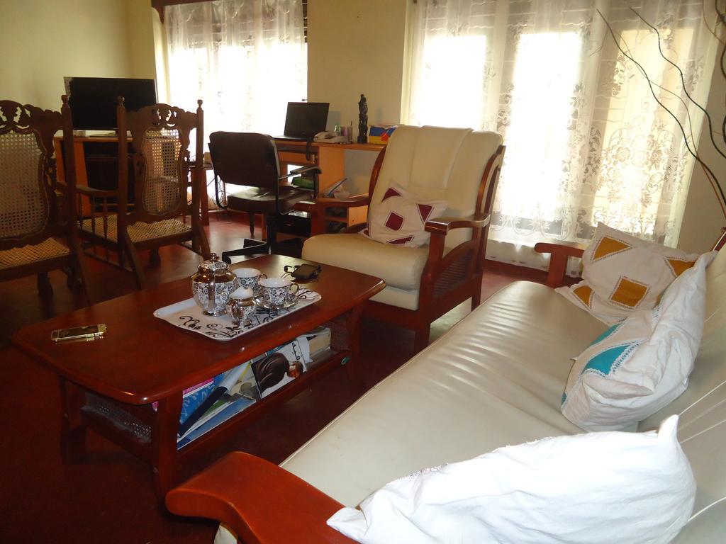 Jayalath Homestay And Apartments Galle Buitenkant foto